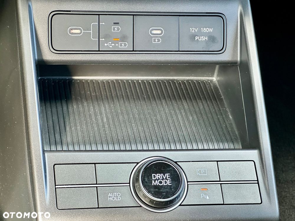 Hyundai Kona - 30