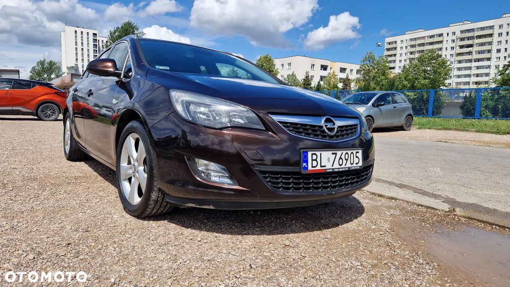 Opel Astra 1.7 CDTI Cosmo - 1