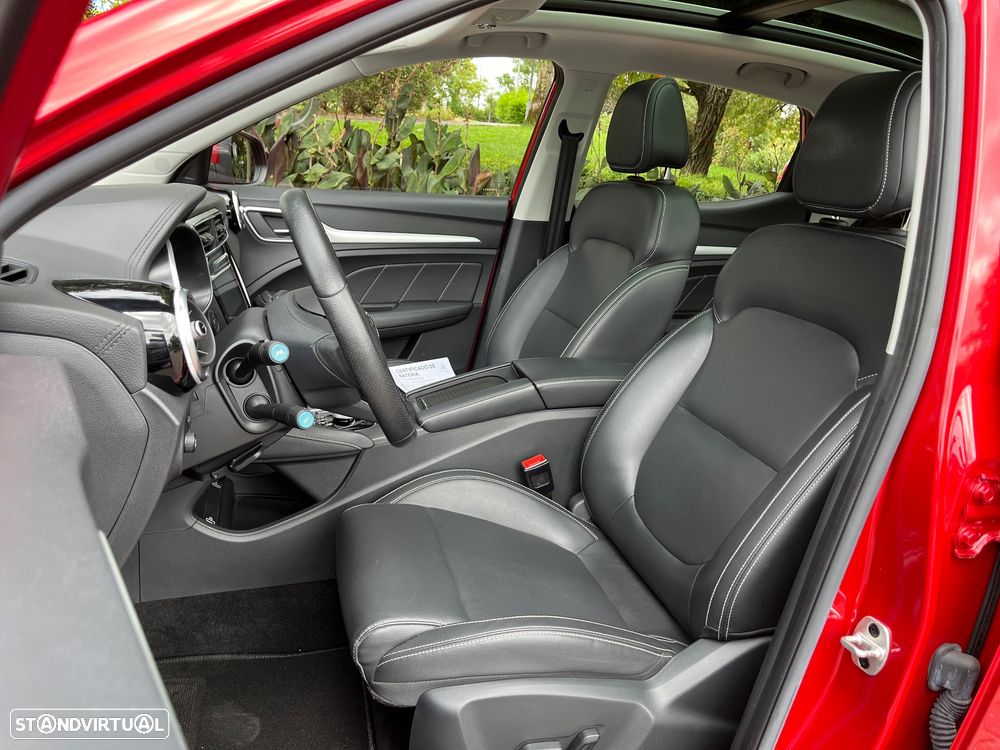 MG ZS Luxury - 14
