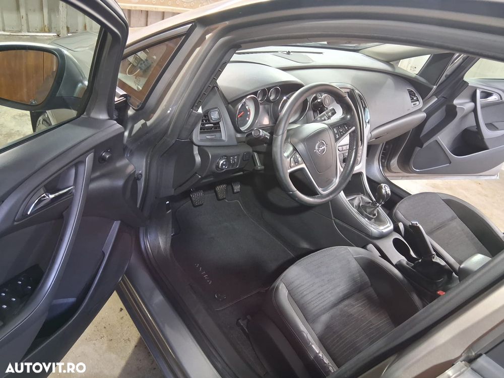 Opel Astra - 5