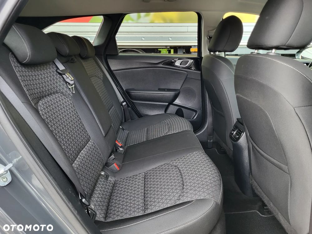 Kia Ceed 1.6 GDI PHEV XL DCT - 28