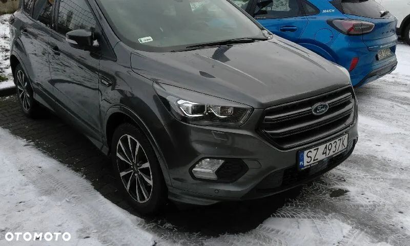 Ford Kuga - 1