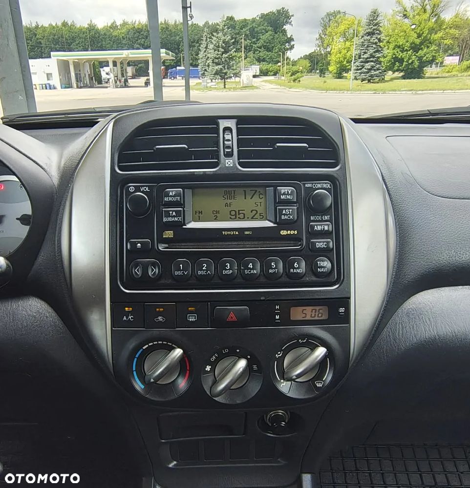 Toyota RAV4 1.8 VVT-i Terra 2WD - 37