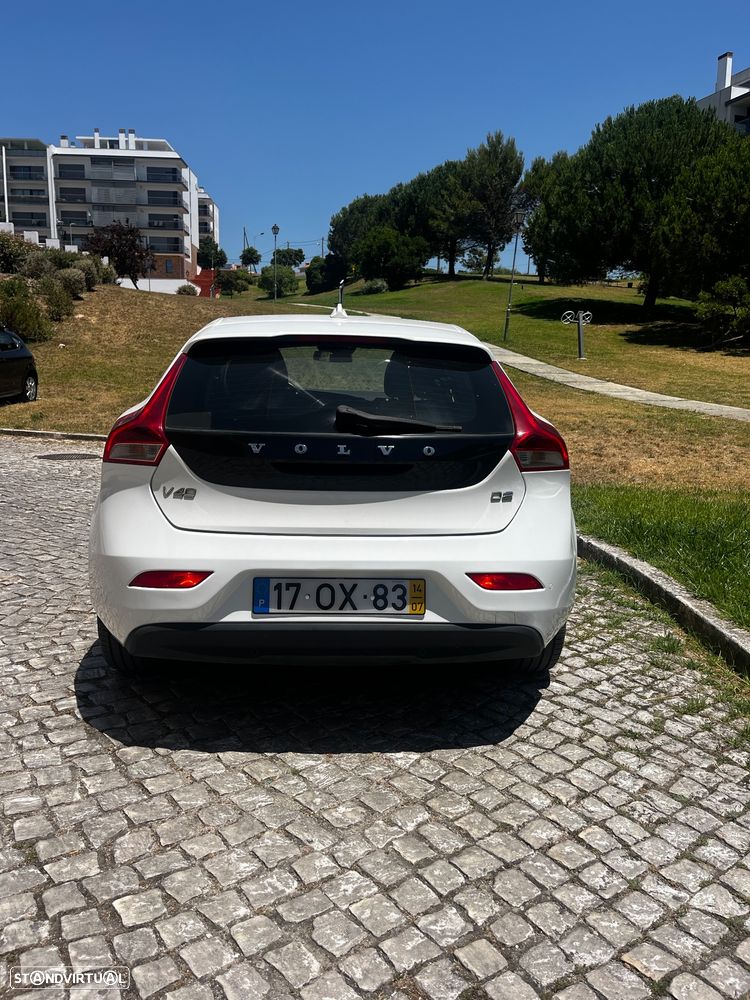 Volvo V40 1.6 D2 R-Design Momentum - 5