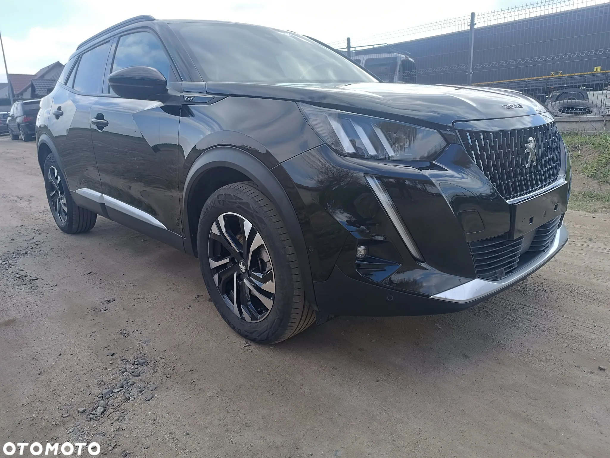 Peugeot 2008 - 8