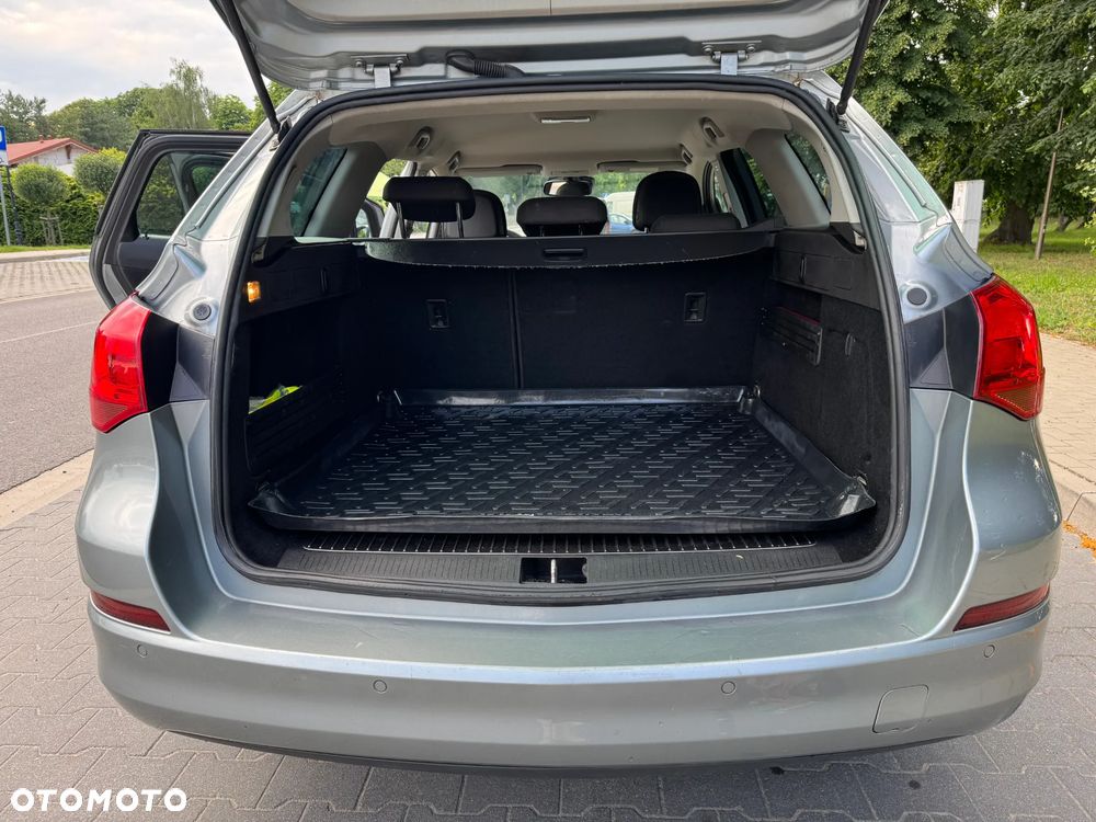 Opel Astra 1.4 Essentia - 13