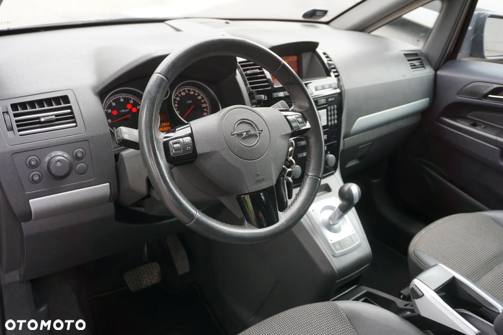 Opel Zafira 1.8 Cosmo EasyTronic EU5 - 10