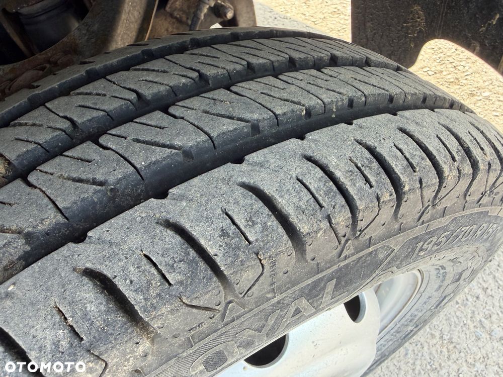 Nissan Cabstar Wywrotka // Silnik  2.5 L 130KM // - 13