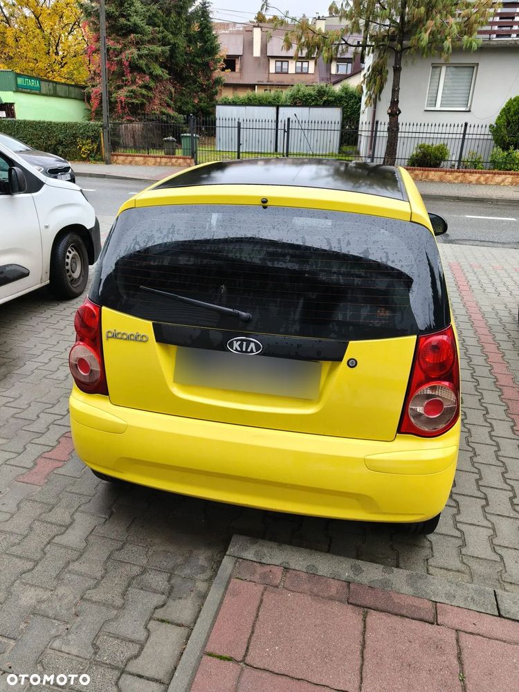 Kia Picanto - 10