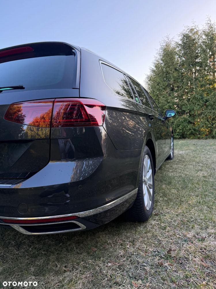 Volkswagen Passat - 5