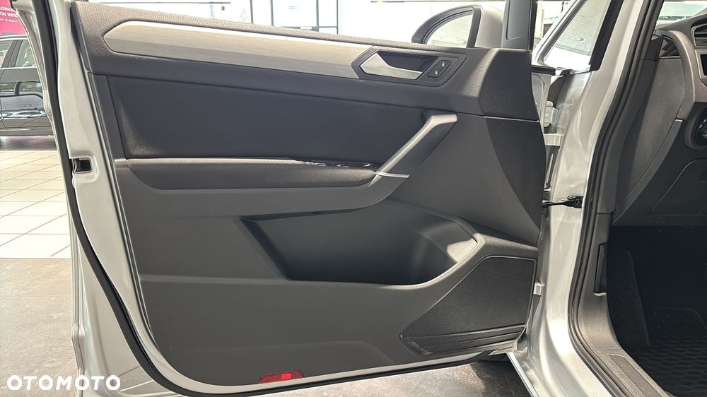 Volkswagen Touran 2.0 TDI BMT Comfortline DSG - 11