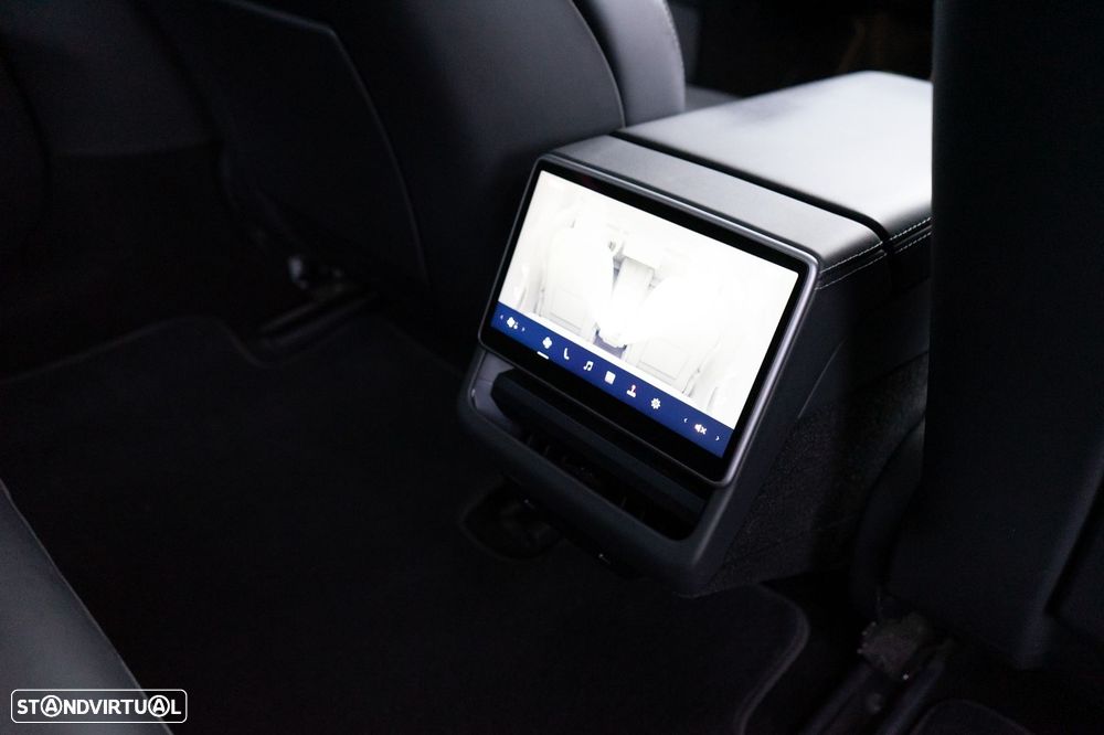 Tesla Model 3 Standard RWD Plus - 39