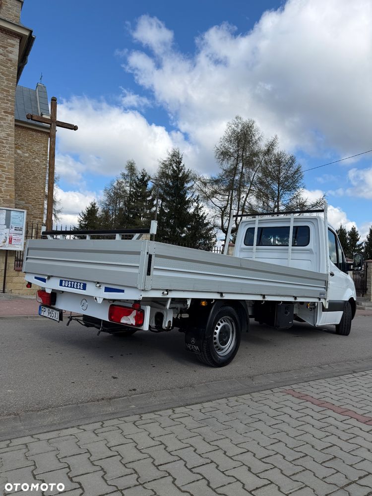 Mercedes-Benz Sprinter - 12