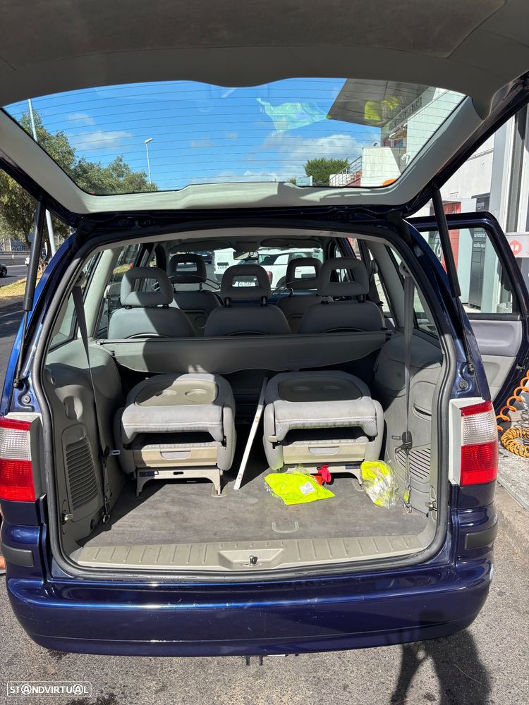 Ford Galaxy 1.9 TDi Trend - 13