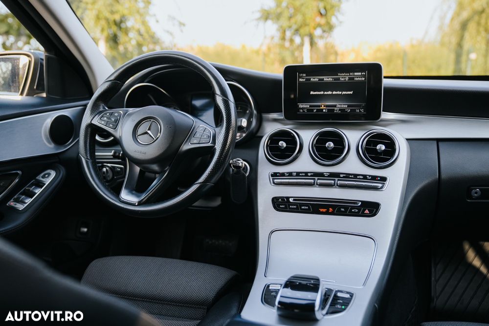 Mercedes-Benz C - 10