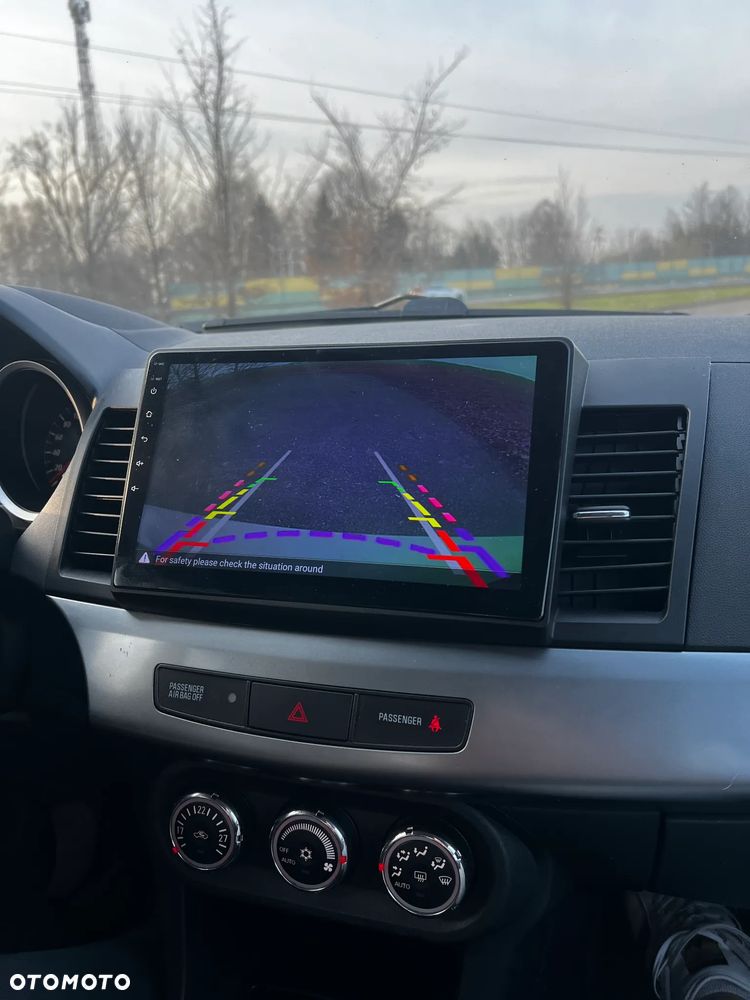 Mitsubishi Lancer - 11