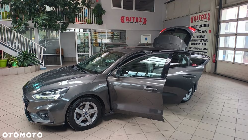 Ford Focus 1.5 EcoBoost ST-Line - 9