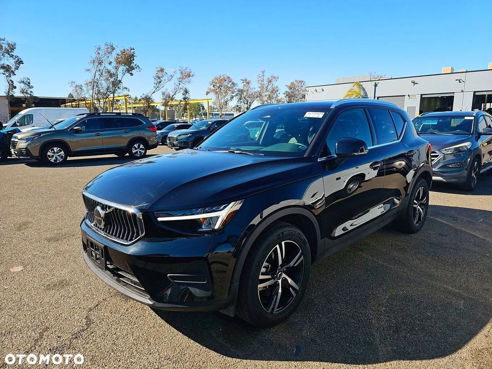 Volvo XC 40 B5 B AWD Geartronic Inscription - 3