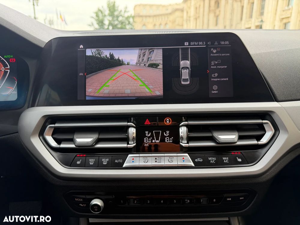 BMW Seria 3 318i Aut. Sport Line - 9