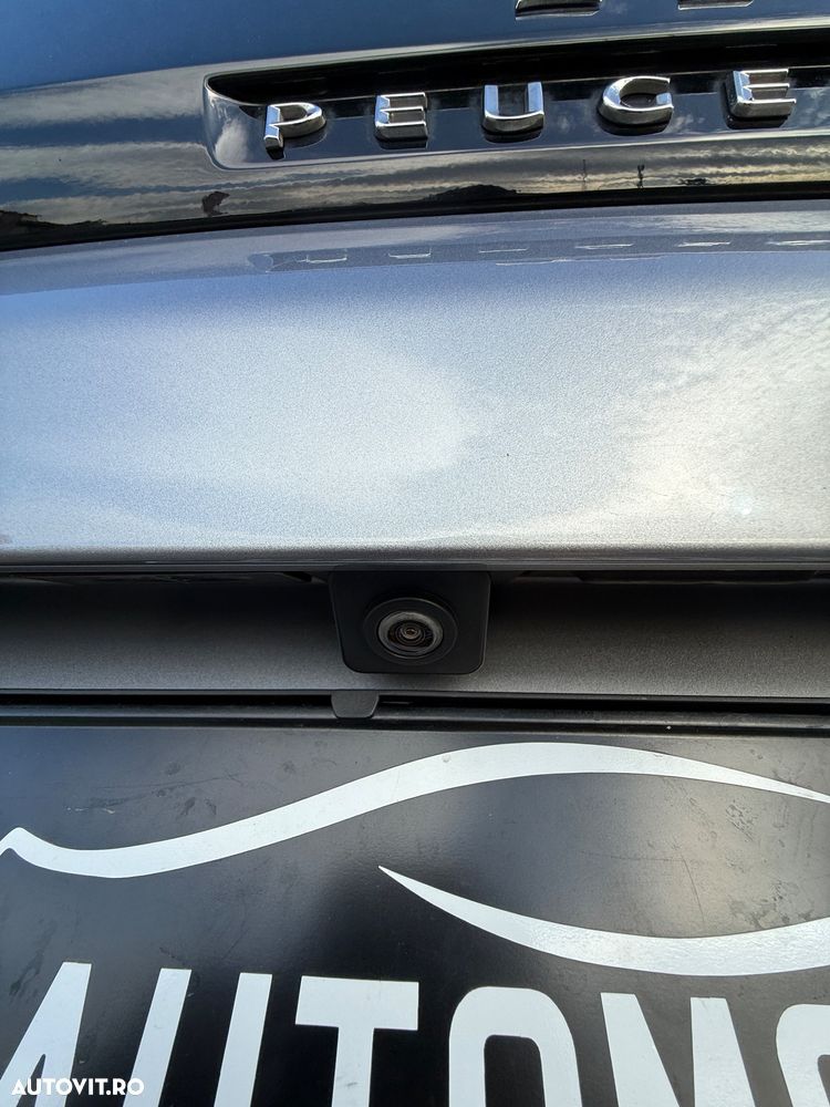 Peugeot 3008 PureTech 130 Stop & Start GPF EAT8 Allure - 19