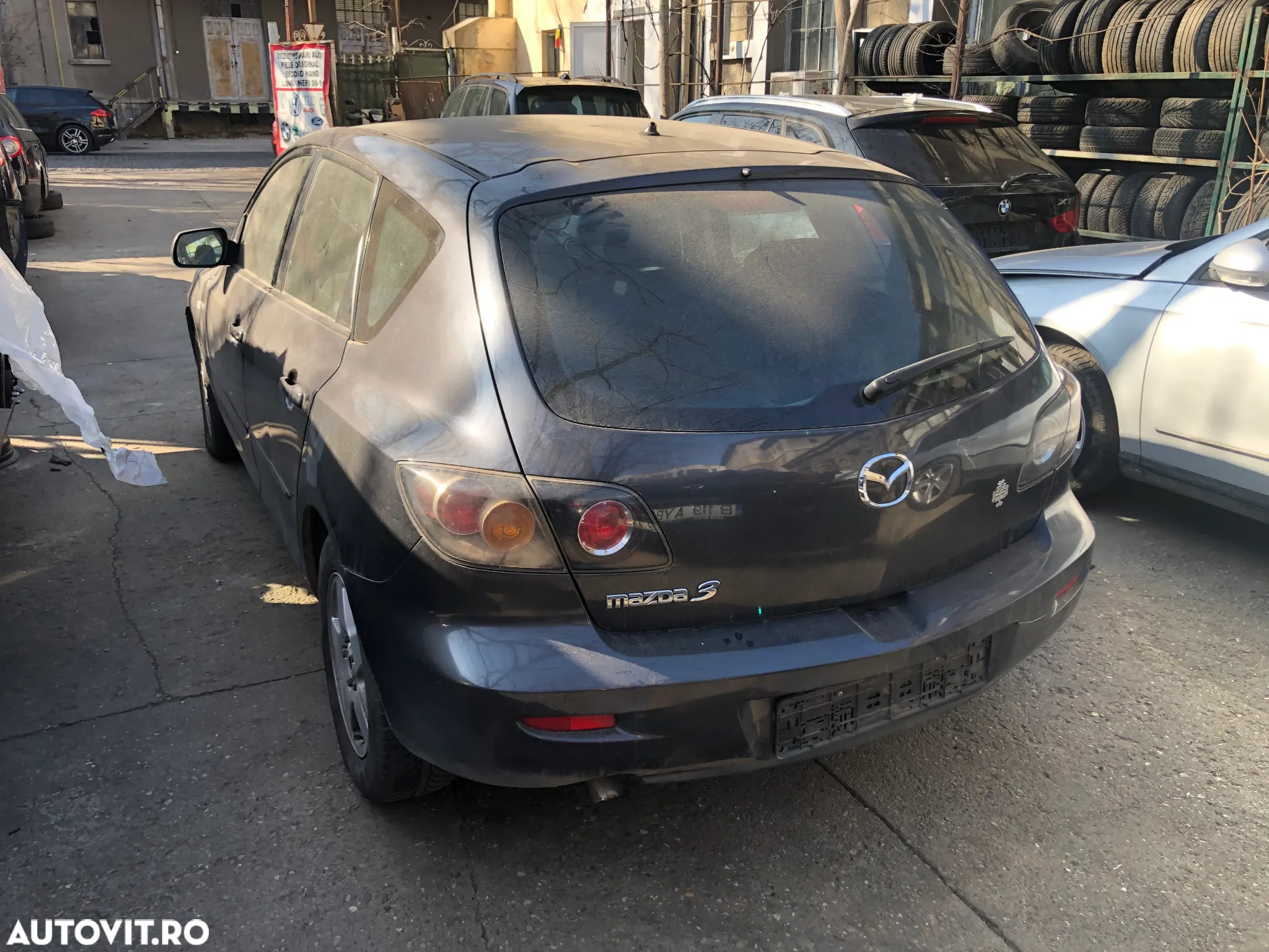 Dezmembrez Mazda 3 1.6 diesel 2006 gri - 11