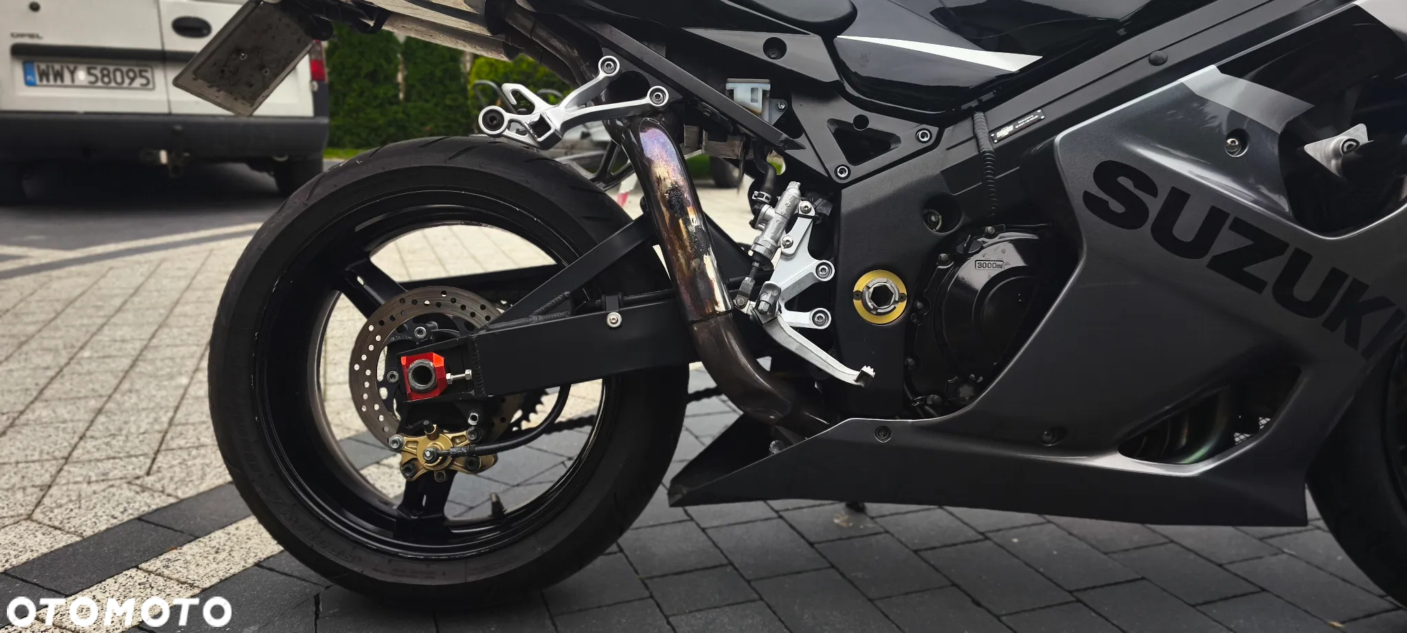 Suzuki GSX-R - 16