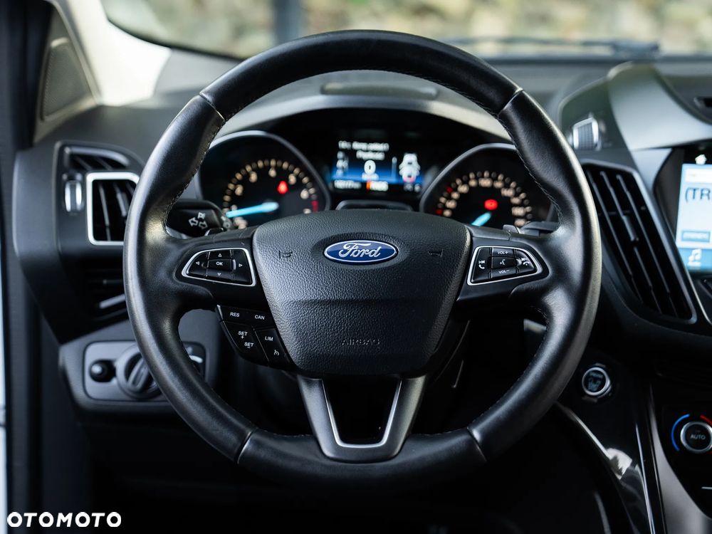 Ford Kuga 1.5 EcoBoost 4x4 Titanium - 21