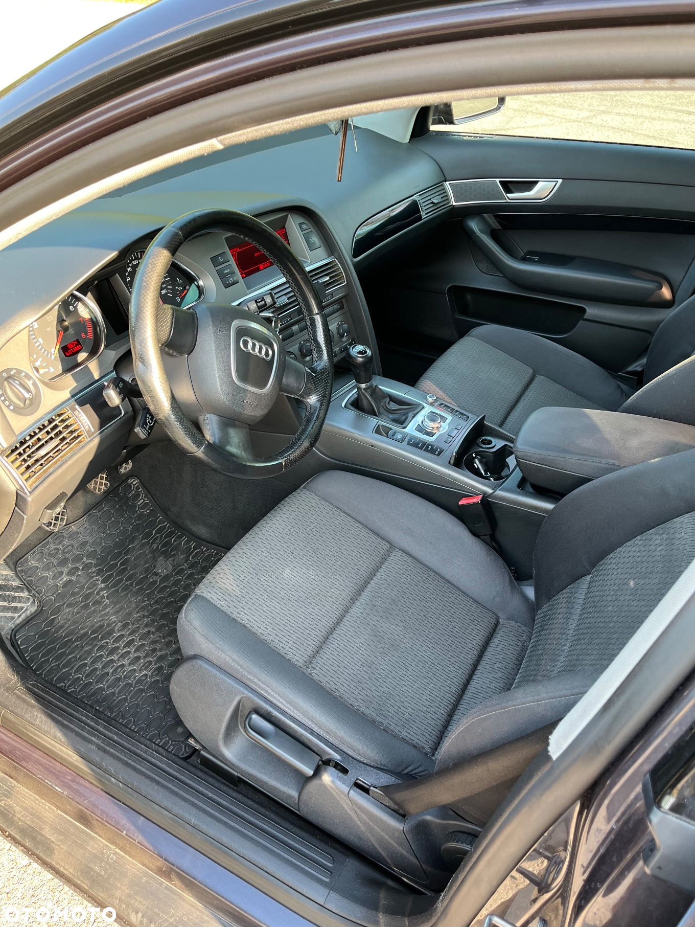 Audi A6 2.4 - 20