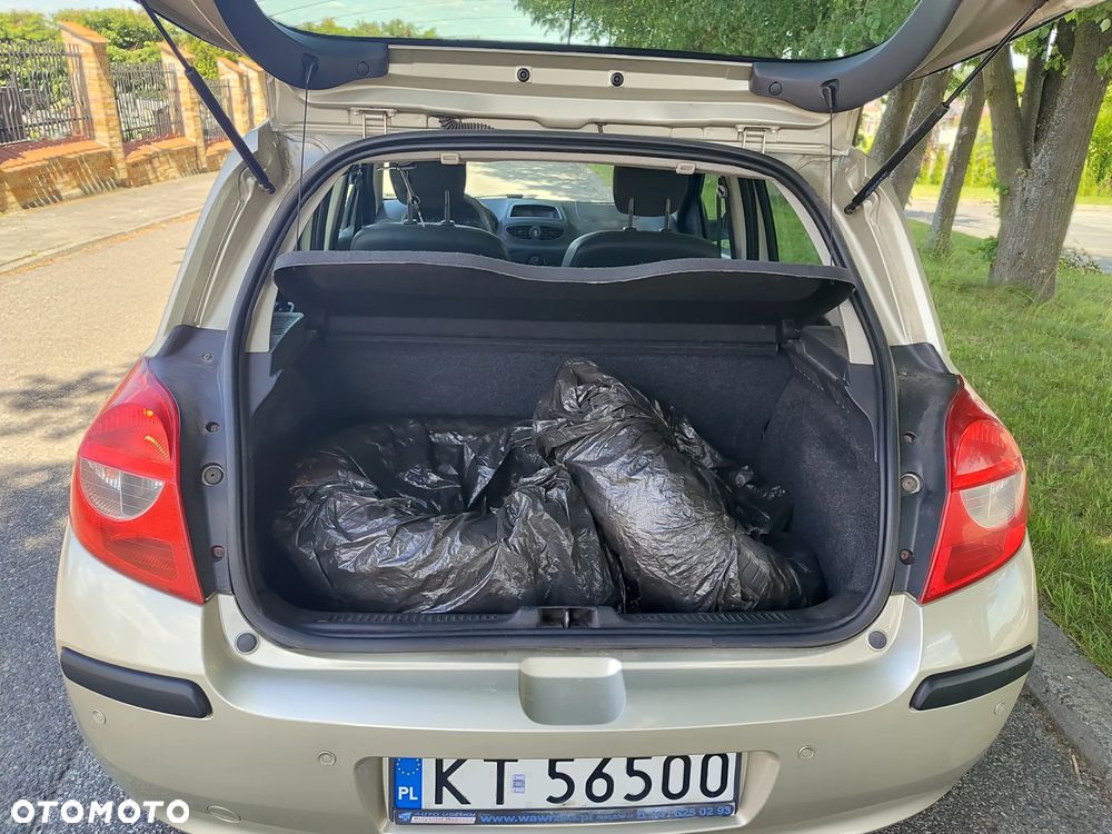 Renault Clio 1.2 16V Wind - 17