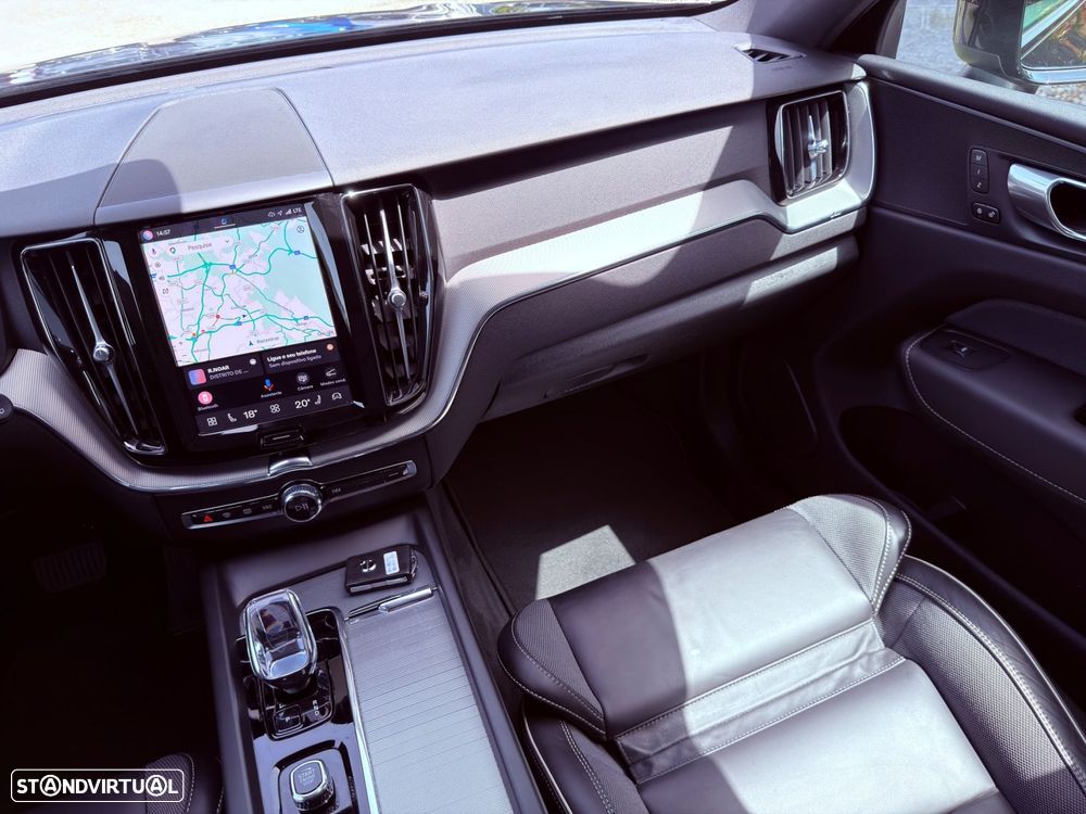 Volvo XC 60 2.0 T6 PHEV Black Edition AWD - 27