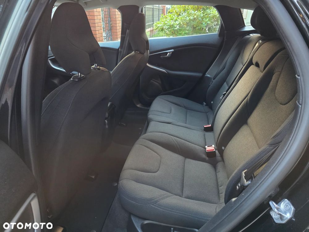 Volvo V40 - 20
