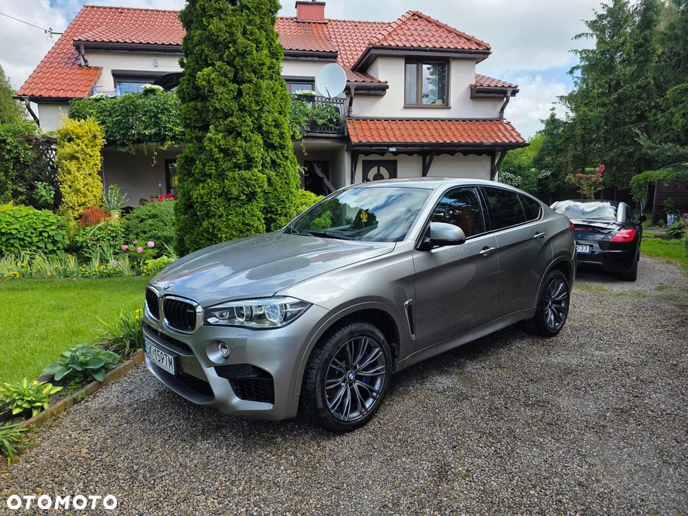 BMW X6M - 1