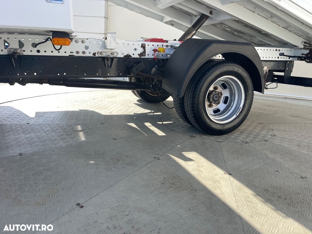 Iveco Daily Doka 6LOCURI  PUNTE DUBLA  BASCULABIL - 15