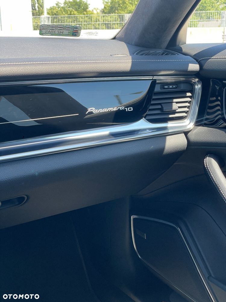 Porsche Panamera - 10
