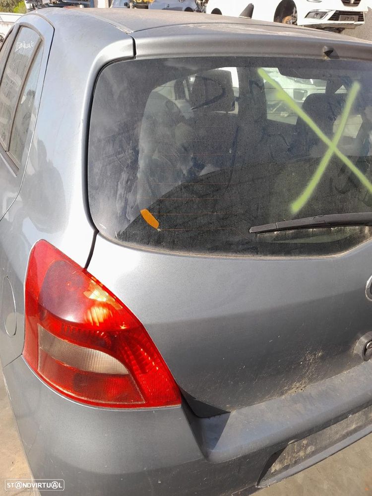 Porta / tampa da mala TOYOTA Yaris (_P9_) - 2