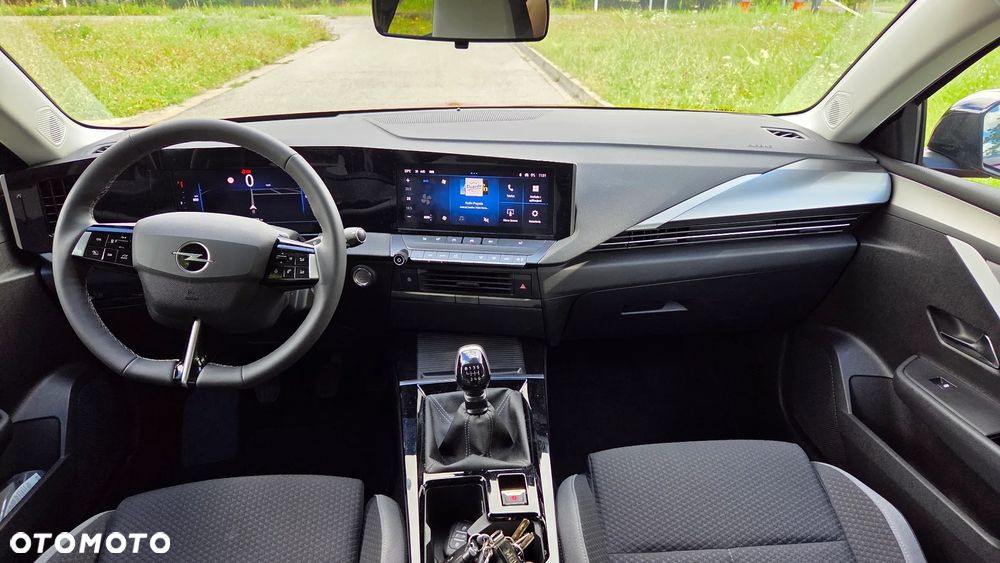 Opel Astra 1.2 Turbo Enjoy - 24