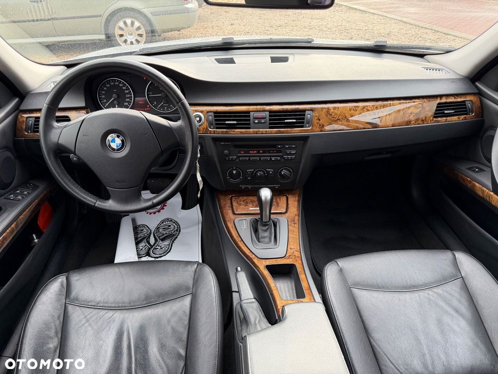BMW Seria 3 - 12