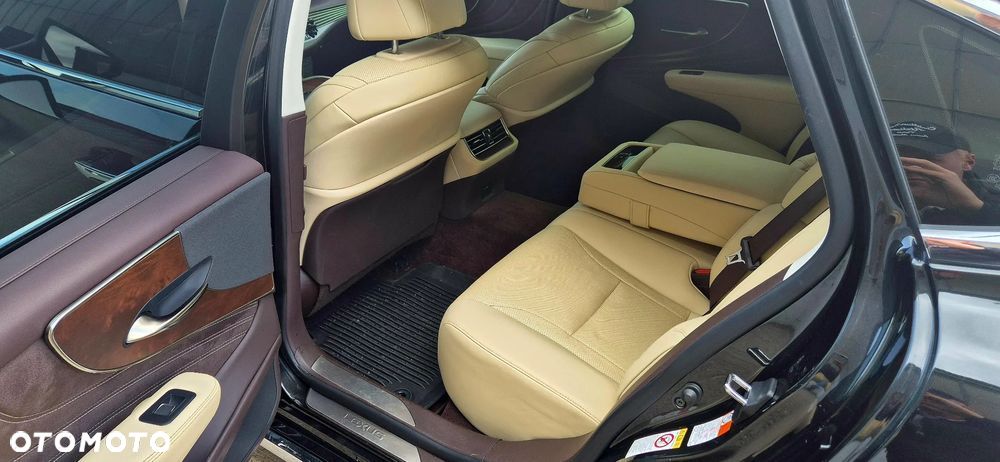 Lexus LS 500 Prestige AWD - 11