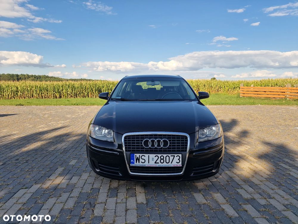 Audi A3 Sportback 2.0 TDI Ambiente - 4