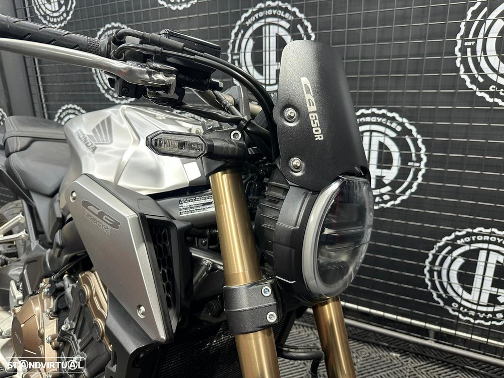 Honda CB 650 R - 2