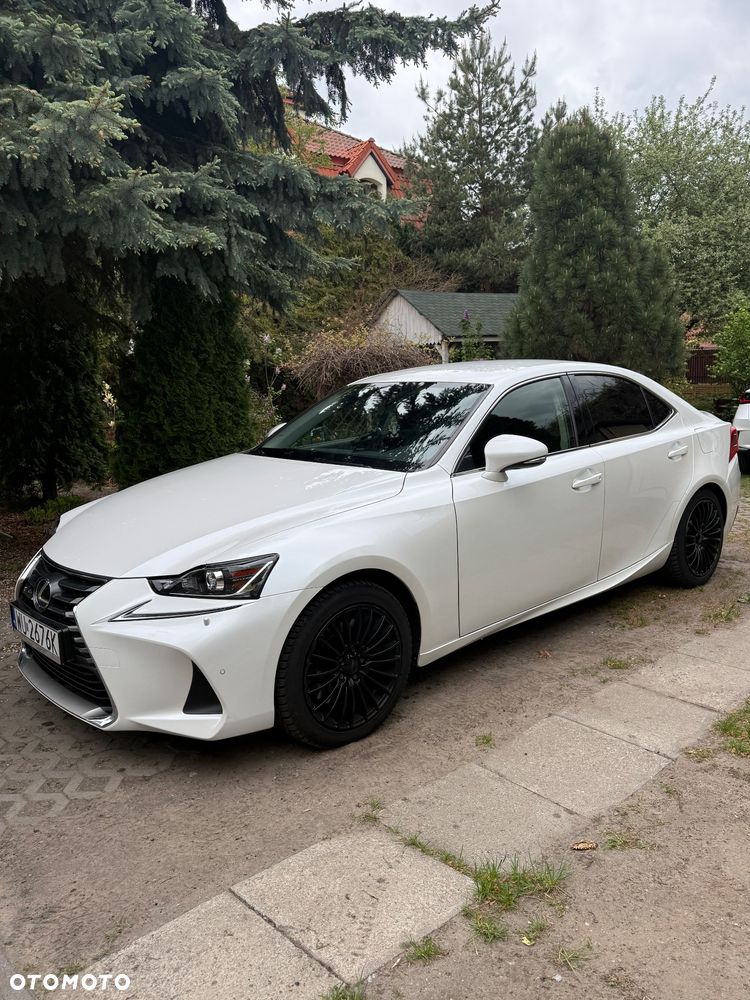 Lexus IS 200t / 300 Elegance - 1