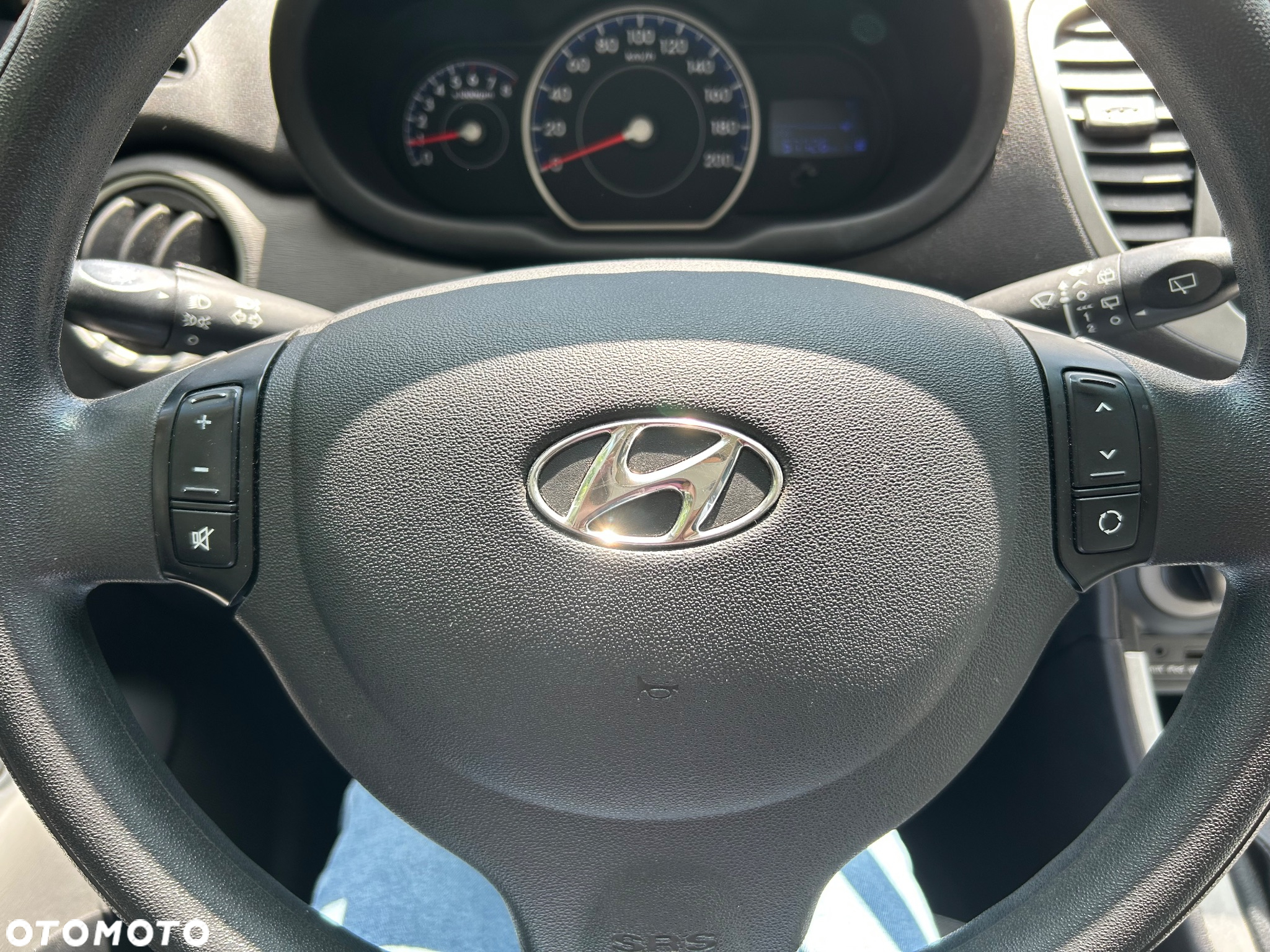 Hyundai i10 1.1 Comfort - 22
