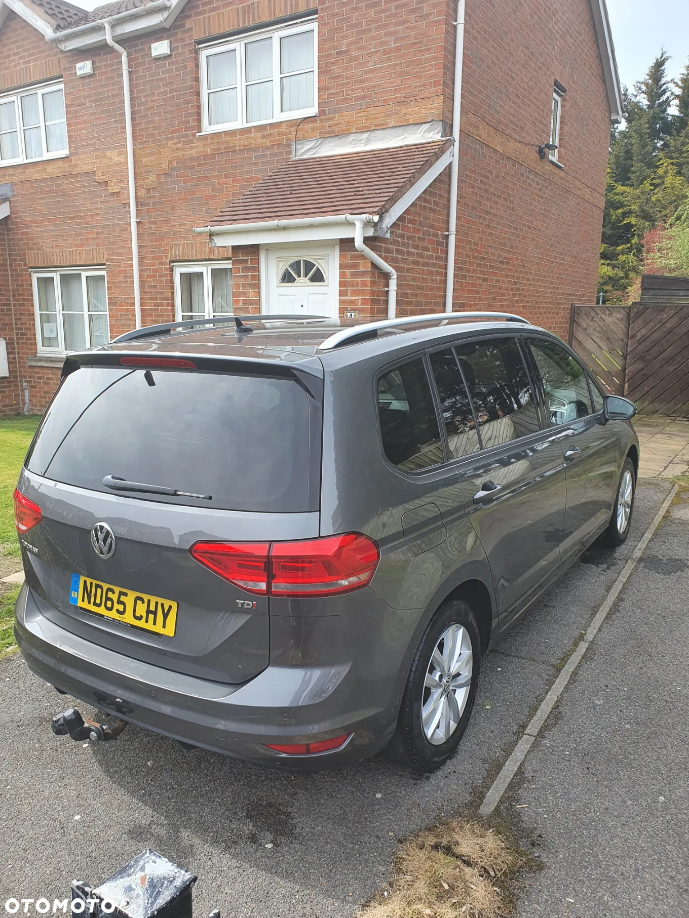 Volkswagen Touran - 7