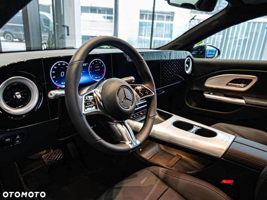 Mercedes-Benz CLA 200 mHEV 8G-DCT - 8