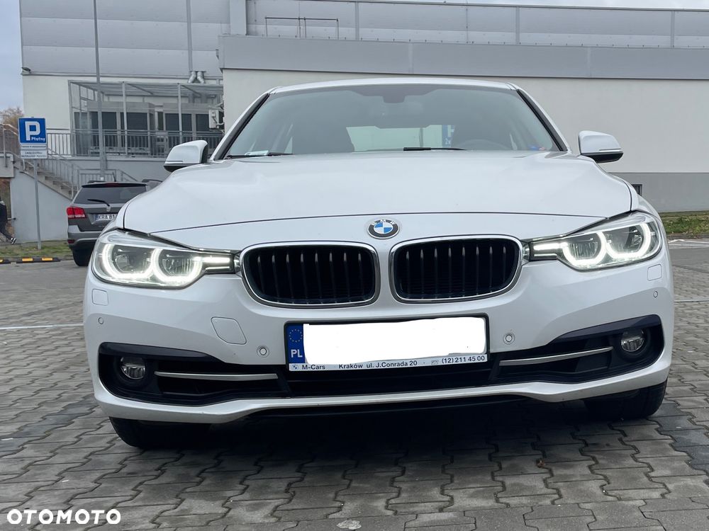 BMW Seria 3 318i Sport Line - 7