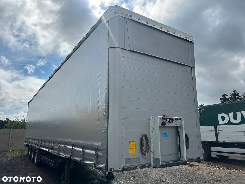 Schmitz Cargobull Mega firana - 1