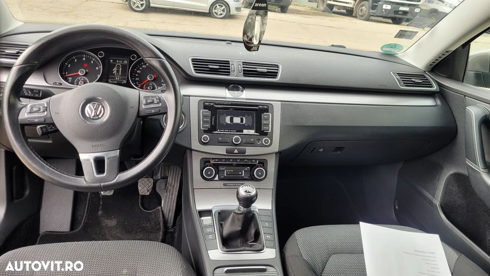 Volkswagen Passat 1.4 TSI BlueMotion Technology Comfortline - 8