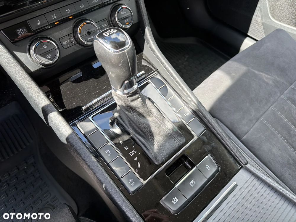 Skoda Superb 2.0 TDI Style DSG - 16