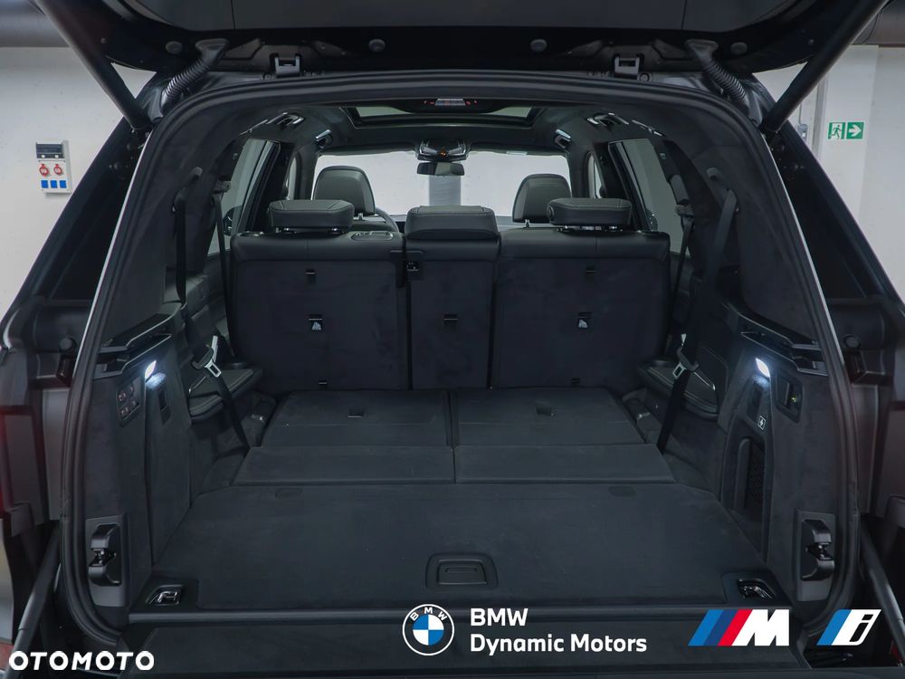 BMW X7 xDrive40i - 16