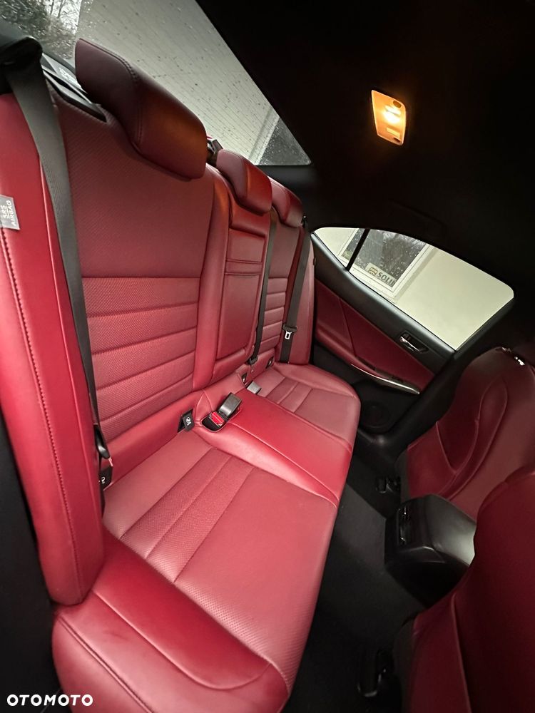 Lexus IS 250 F Sport - 8